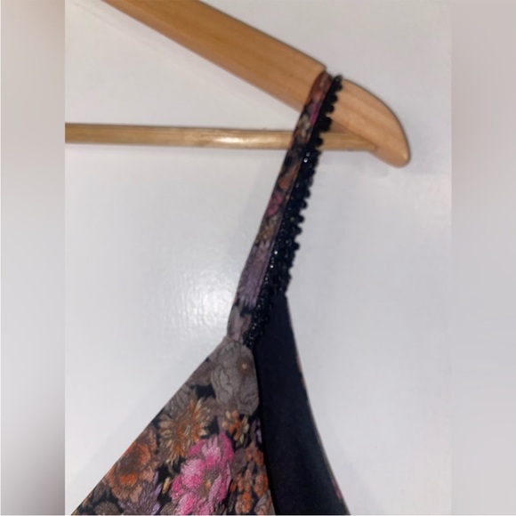 DB Studio floral print tiered ruffled dress in size 16 - Picture 3 of 5